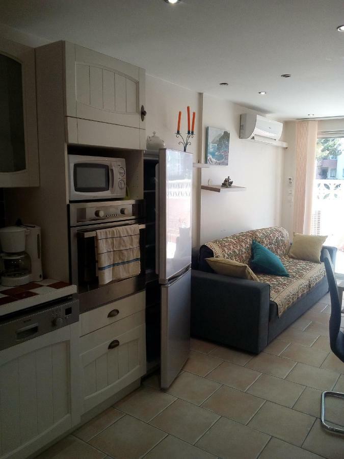 Appartement En Bord De Mer Port-la-Nouvelle Luaran gambar